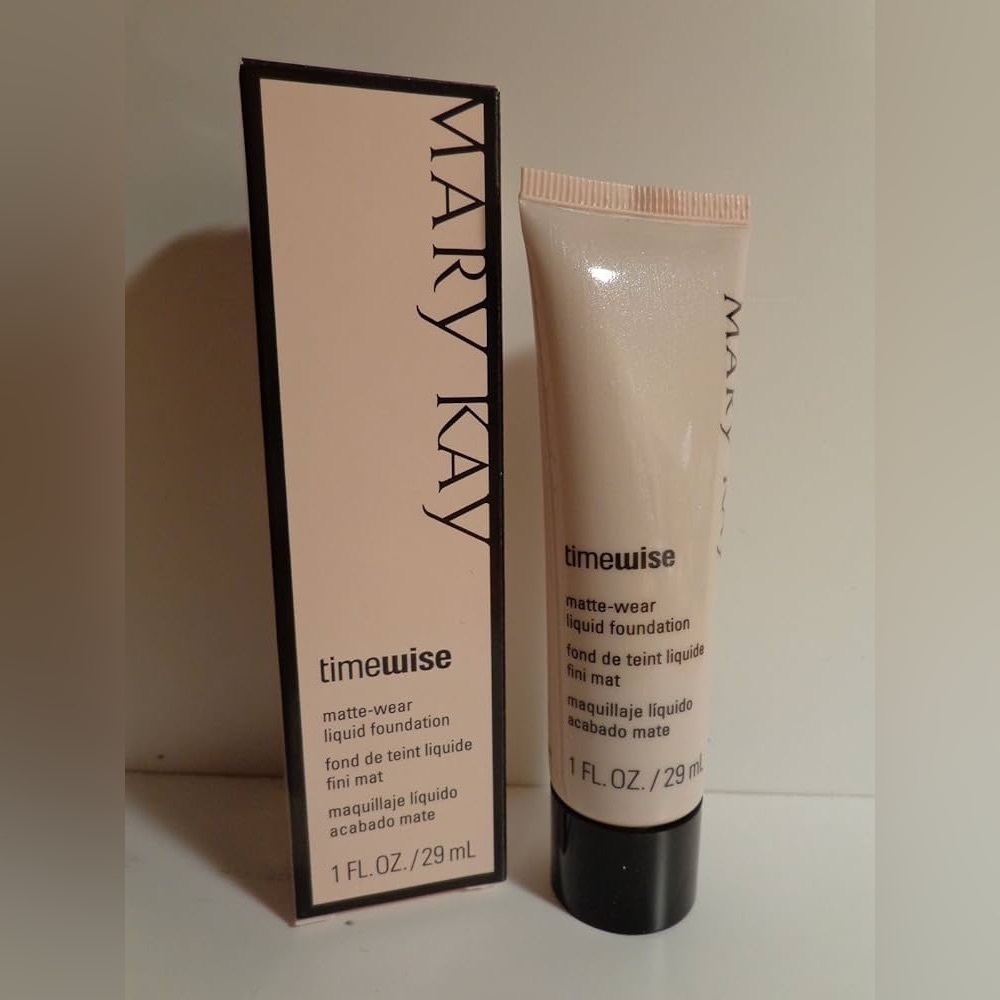 NIB Mary Kay TimeWise Matte-Wear Liquid Foundation Ivory 5 Combo/Oily Skin